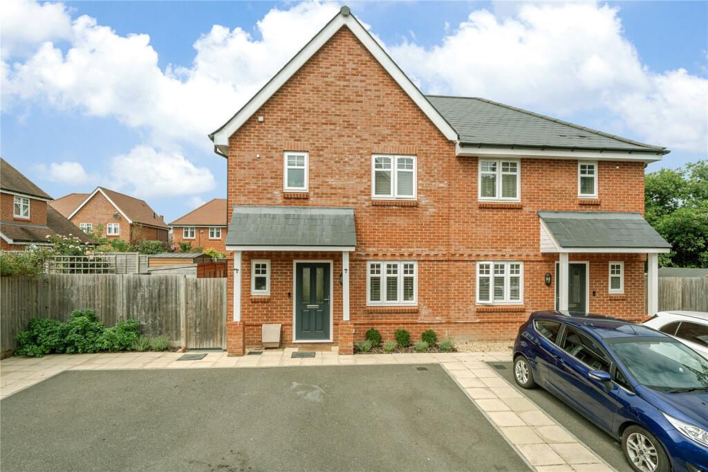 Main image of property: Simonds Grove, Spencers Wood, Reading, Berkshire, RG7