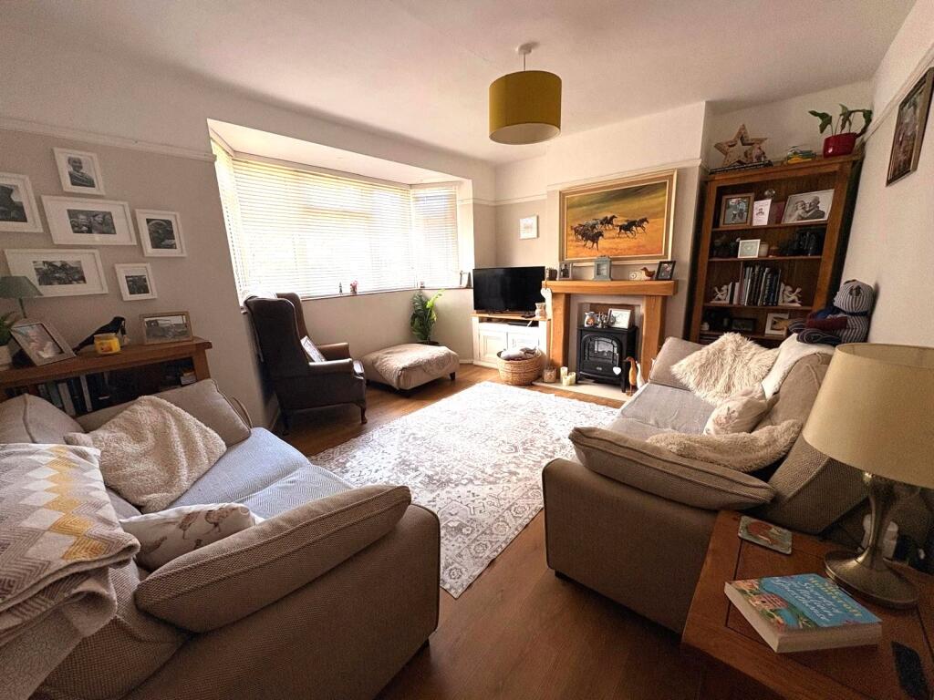 House in Long Buckby - View 3