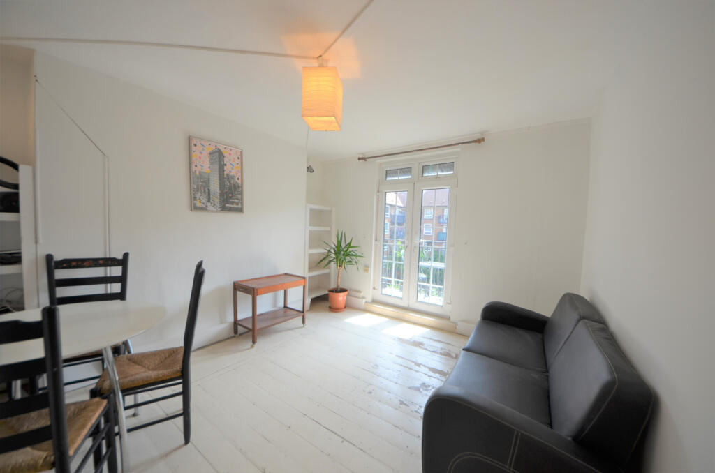 Main image of property: Charlotte Terrace, Angel, London N1