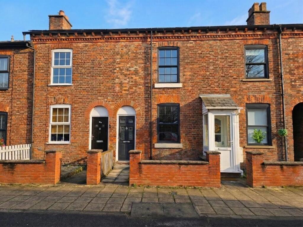 Main image of property: Oakfield Street, Altrincham