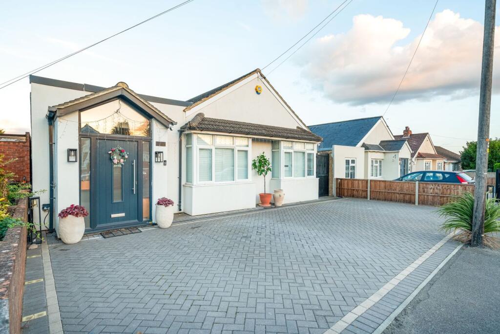 Main image of property: Lawrence Way, Slough, SL1