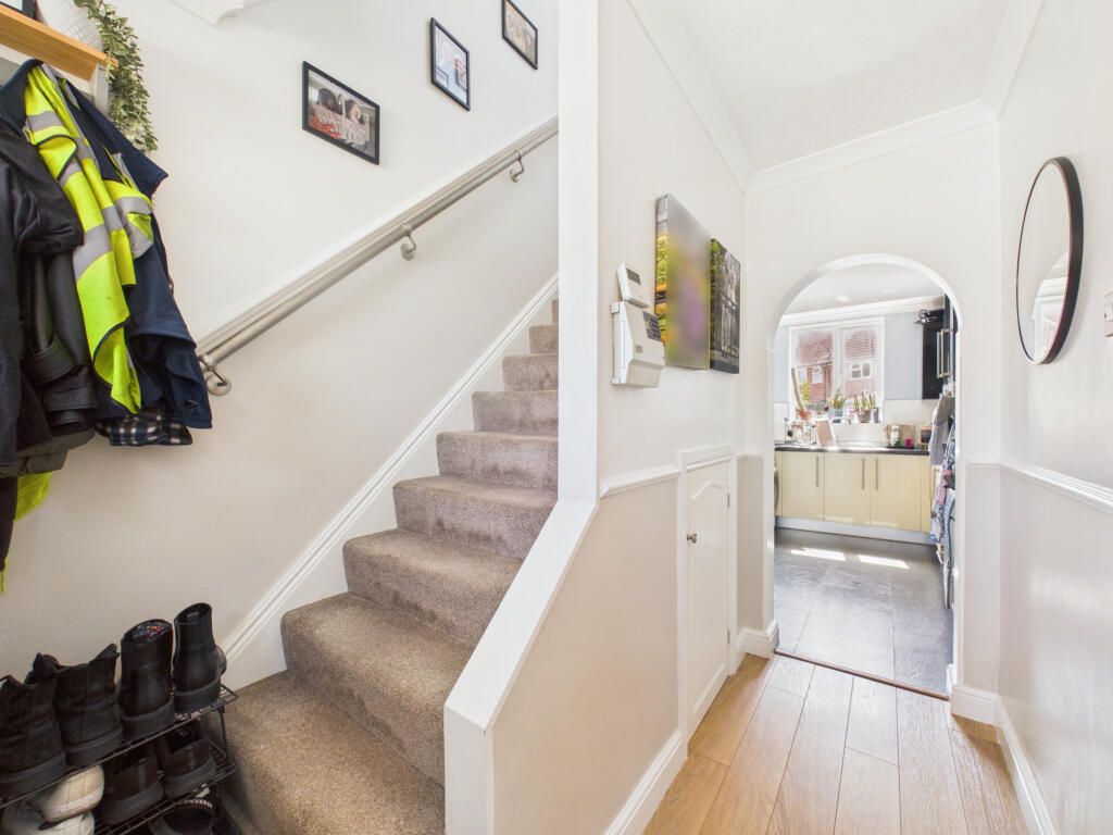 House in Hull, Bilton Grange - View 2
