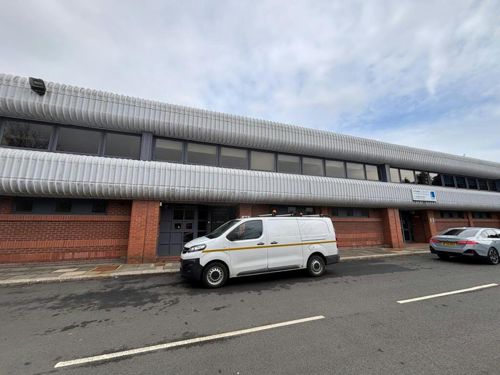 Main image of property: 11 Fairfield Place, College Milton Industrial Estate, East Kilbride, G74 5LP