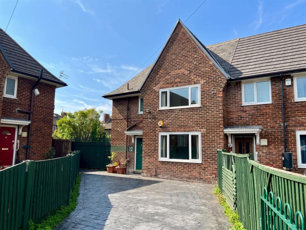 Main image of property: Longmere Avenue, Manchester