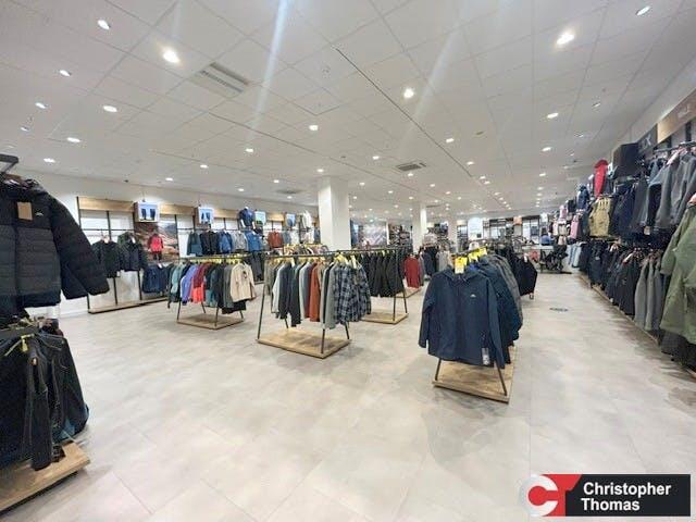 First floor retail ii.jpg