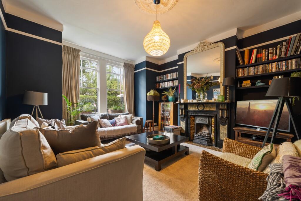 Main image of property: Buchanan Gardens, Kensal Rise, London, NW10