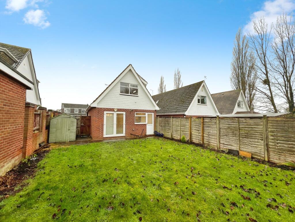 Chestnut Close, Bottesford, NG13 photo 2