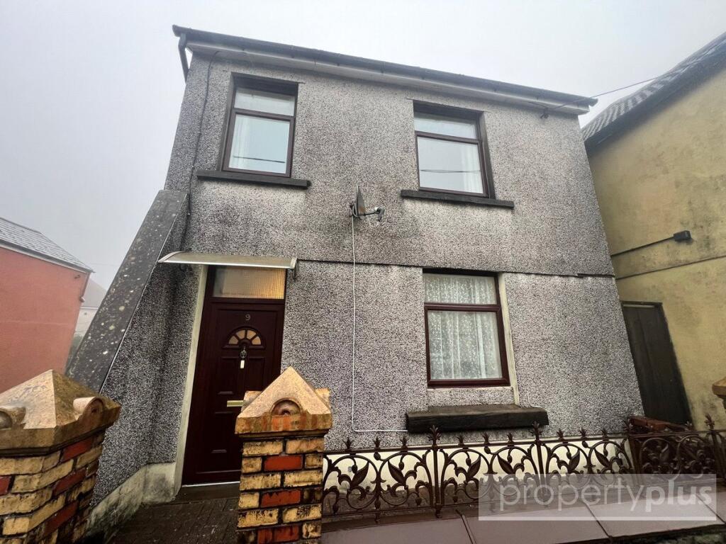House in Rhondda Cynon Taff, Cymmer - View 3