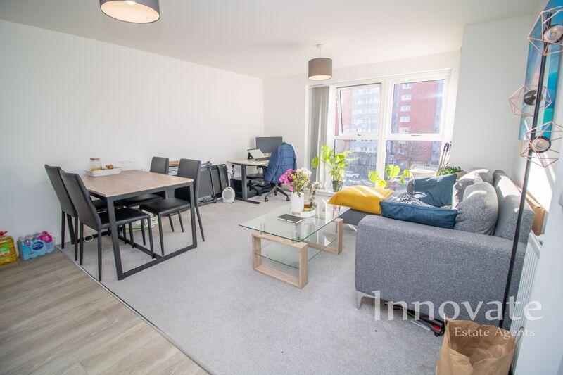 Apartment in Birmingham, West Midlands - View 4