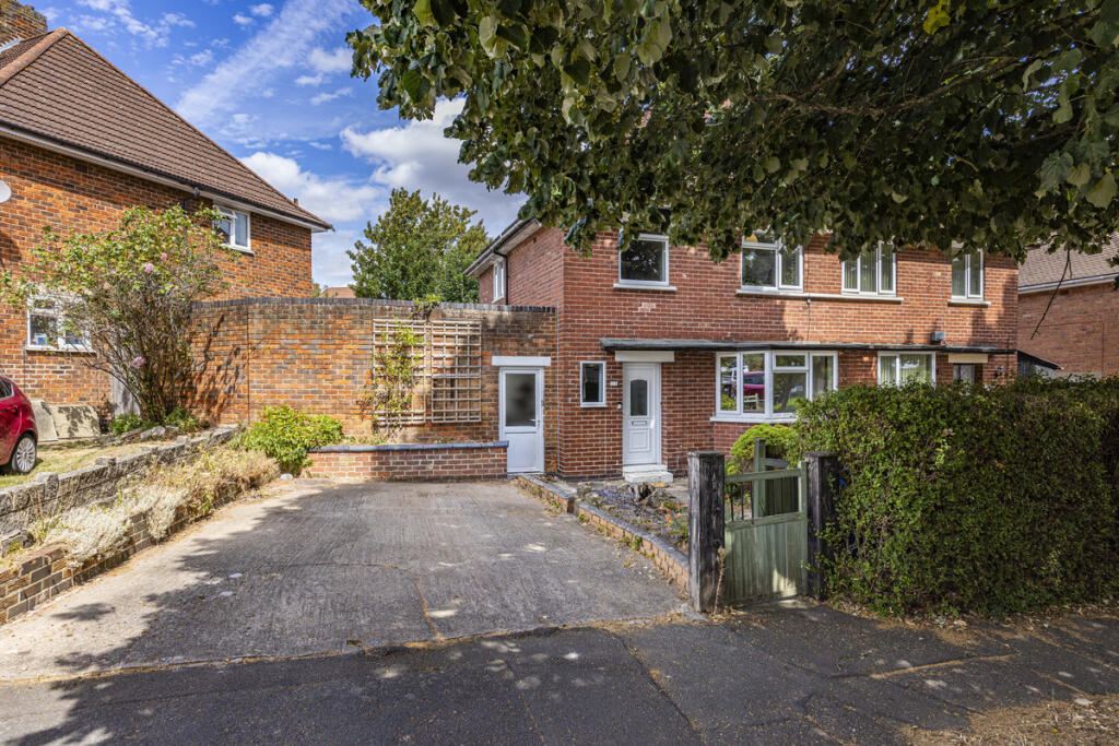 Main image of property: Beauvale Drive, Ilkeston, DE7