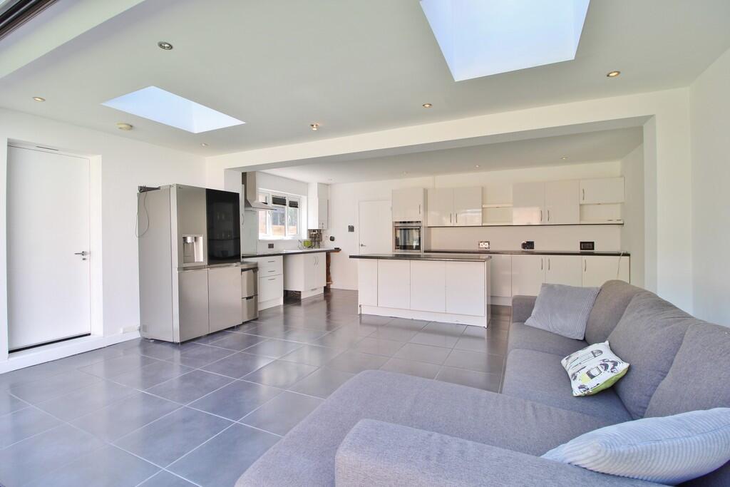 House in Portsmouth - View 2