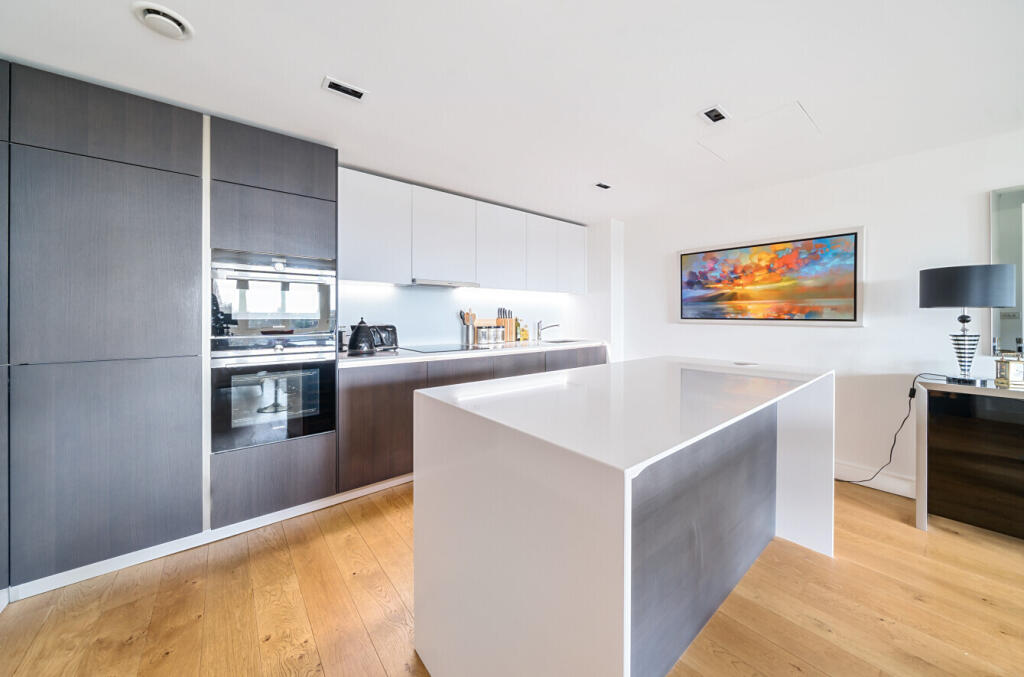 Apartment in London, Strand-on-the-Green - View 3