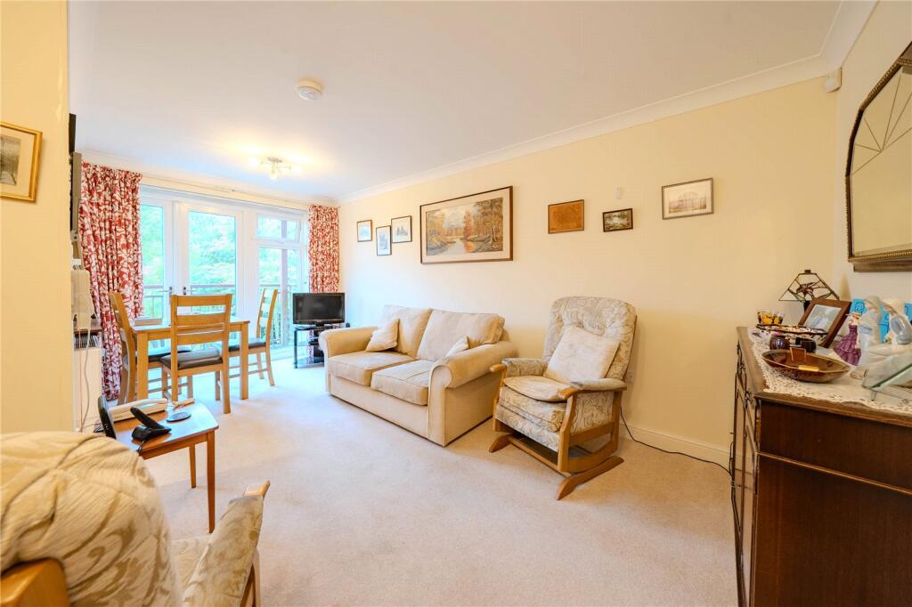 Apartment in Leeds, West Yorkshire - View 3