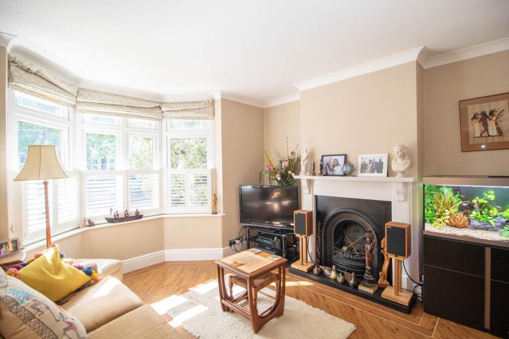 Beech Grove, Hoole, Chester photo 4
