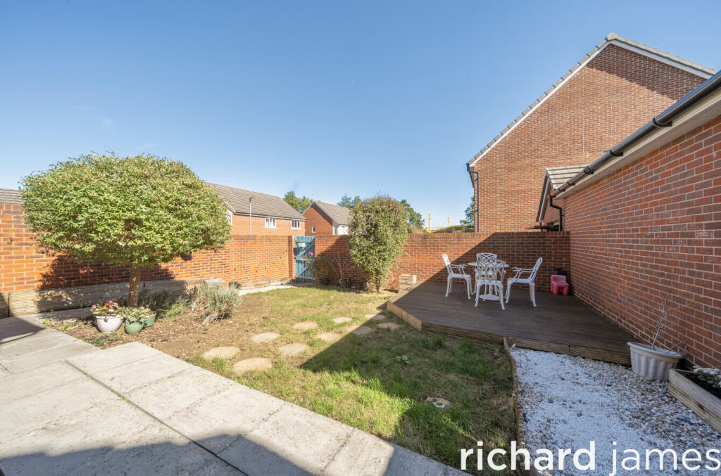 House in Swindon - View 4