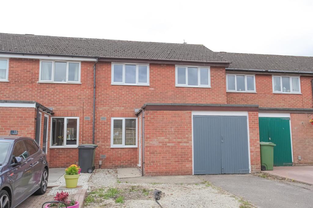 Main image of property: The Kestrels, Grove, Wantage