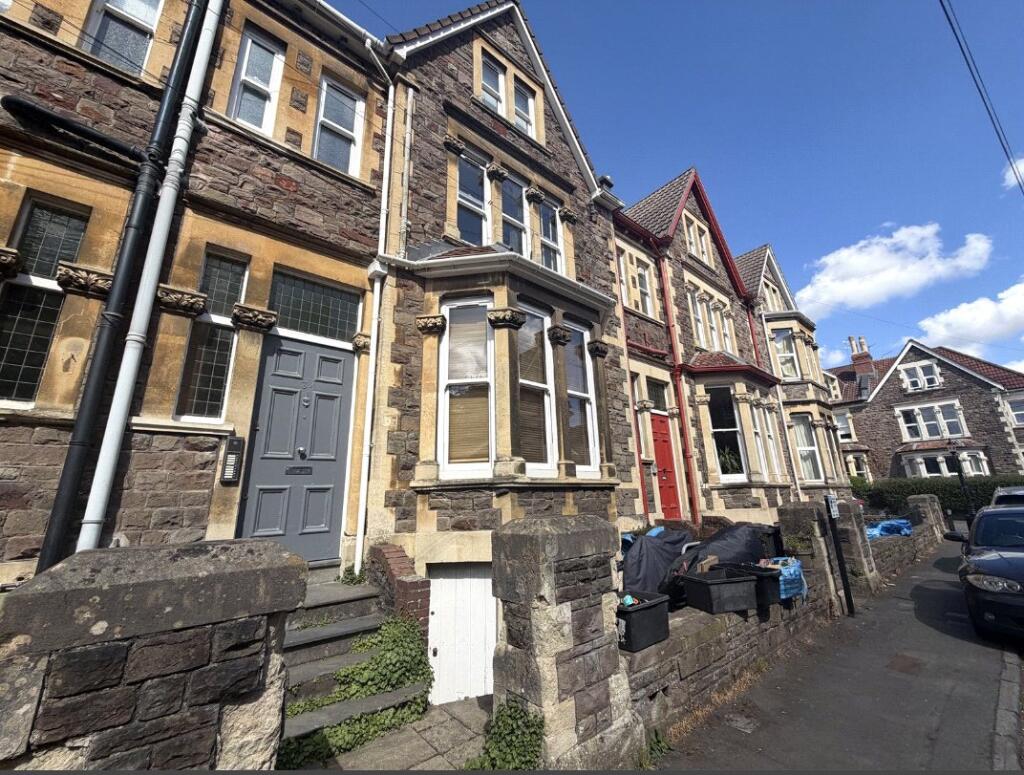 Main image of property: Manor Park, Bristol, Somerset, BS6