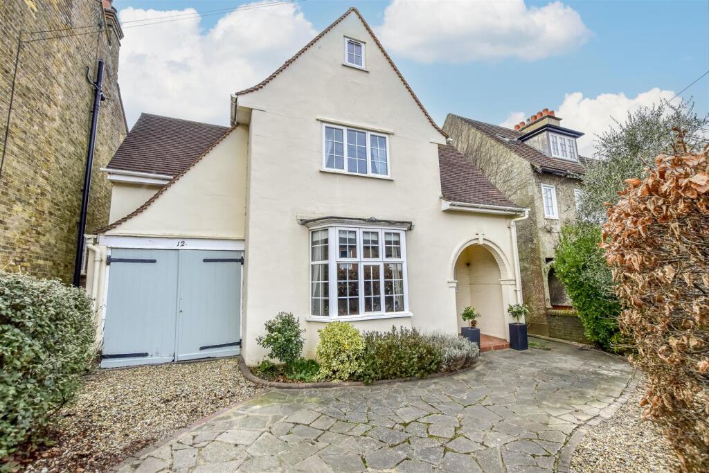 Main image of property: Montague Road, Berkhamsted