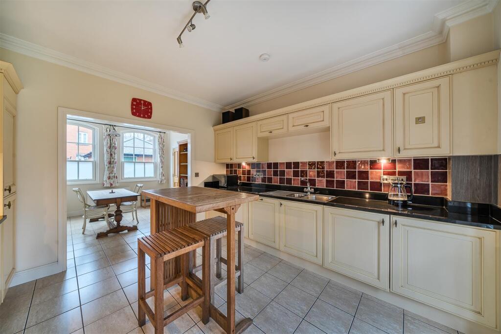 Trematon Court, Poundbury, Dorchester photo 3
