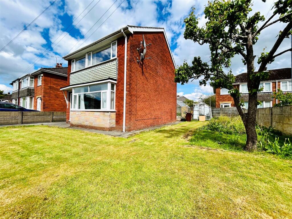 House in South Ribble, Bamber Bridge - View 2