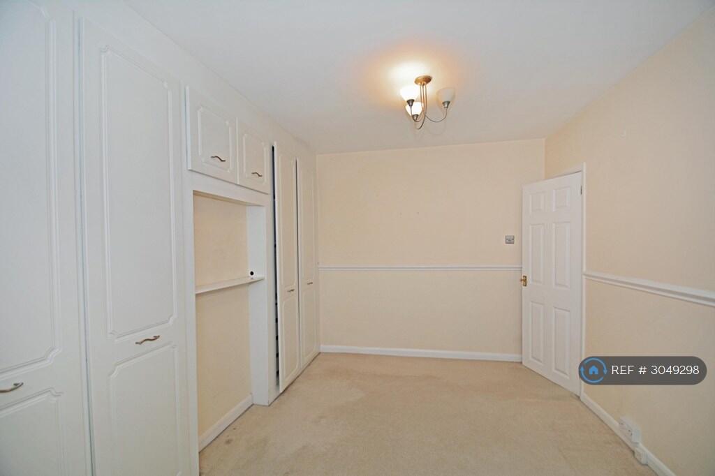 House in Harrow - View 3