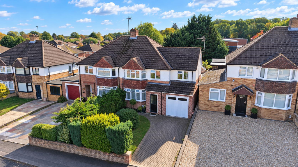Main image of property: Dee Road, Tilehurst, Reading