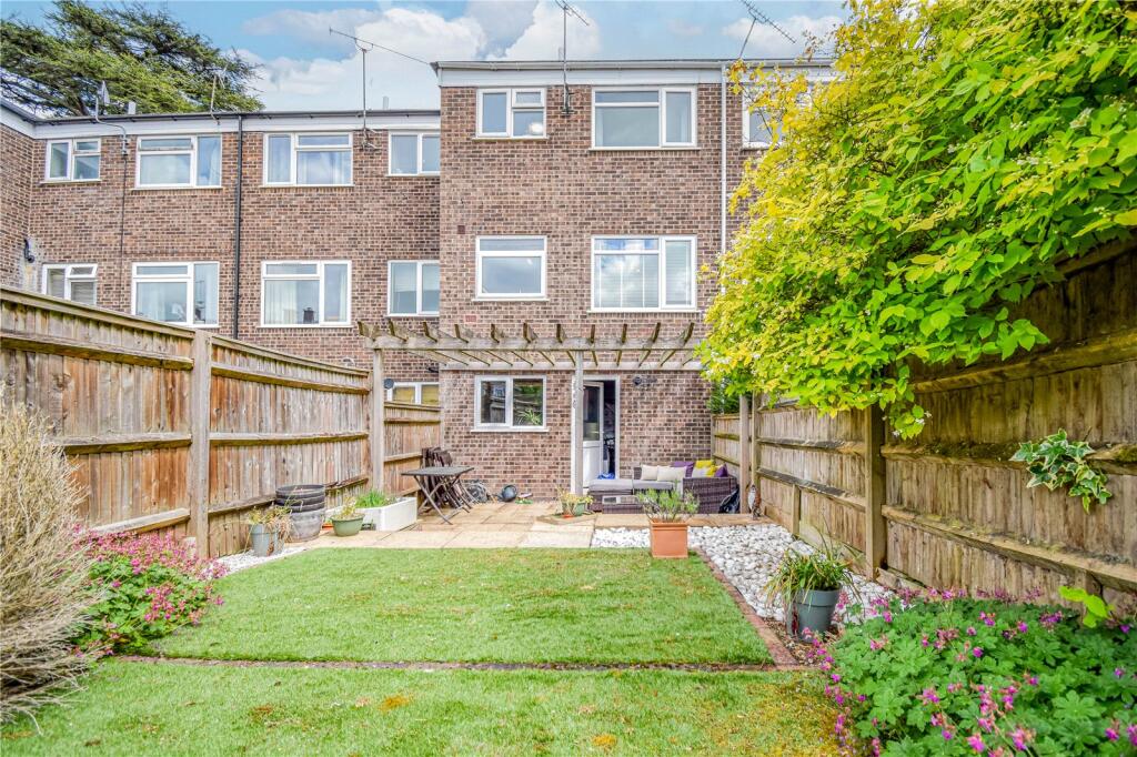 Main image of property: Speen Hill Close, Newbury, Berkshire, RG14