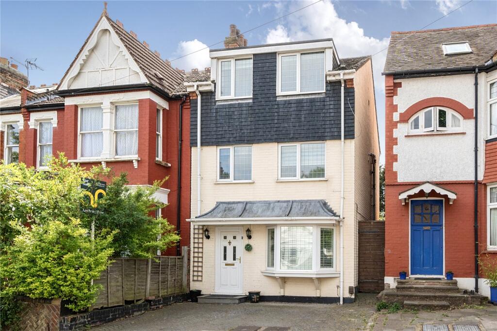 Main image of property: Meadowcroft Road, Palmers Green, London, N13