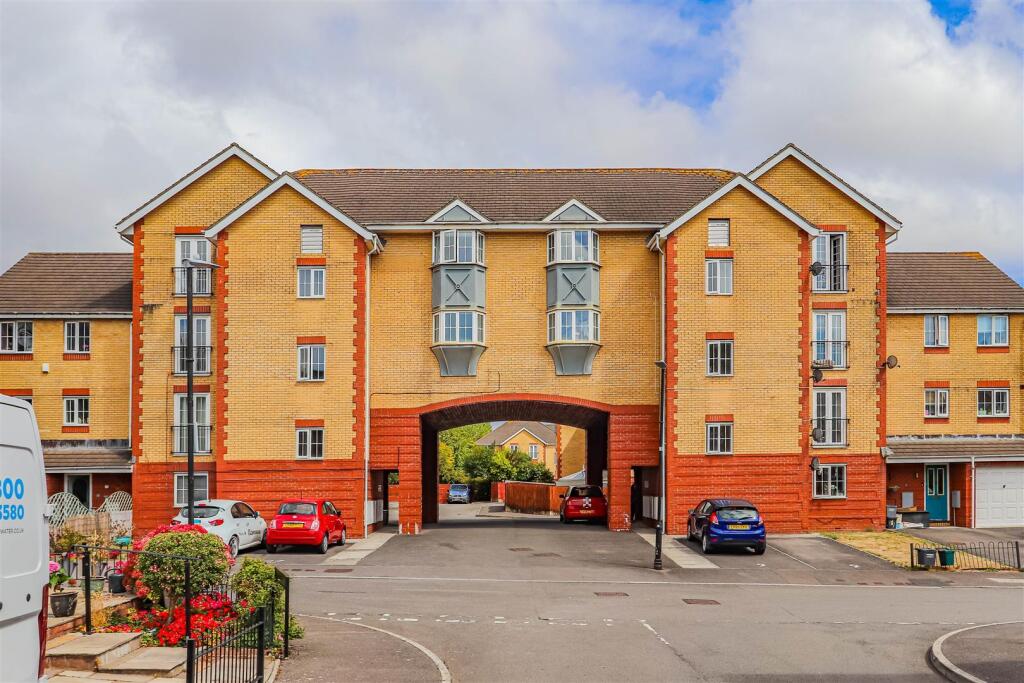 Main image of property: Gerddi Margaret, Barry