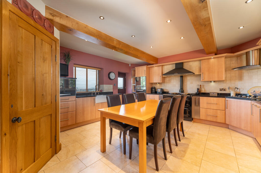 Lane Side, Queensbury, Bradford, West Yorkshire, BD13 - More