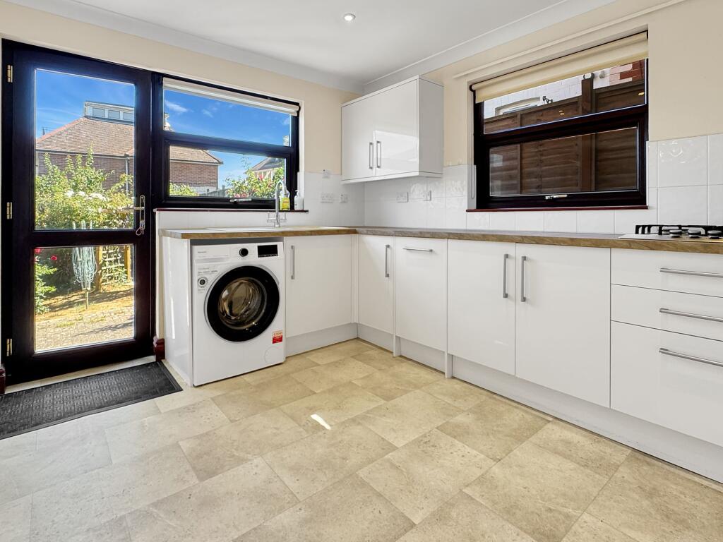 House in Cowes, Isle of Wight - View 4