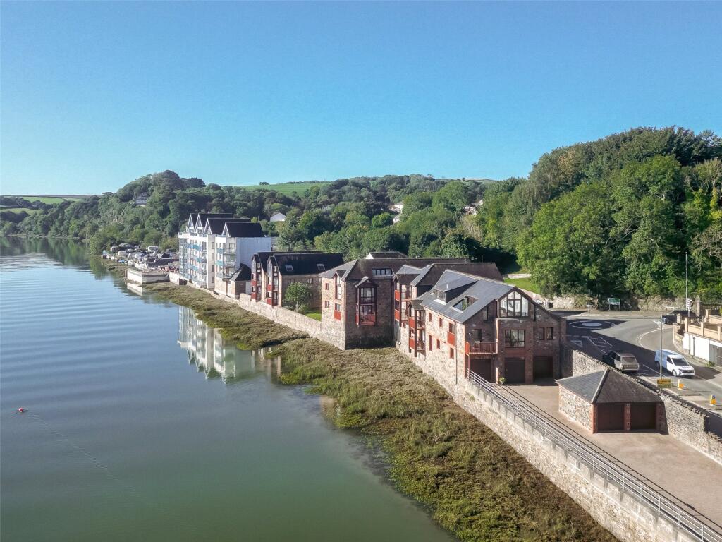 2-bed flat on Wooder Wharf, New Road, Bideford, Devon, EX39, £260,000