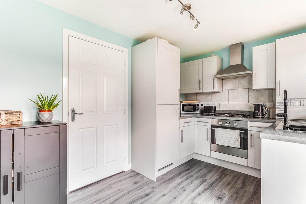 Main image of property: Limestone Road, Wakefield, West Yorkshire, WF1