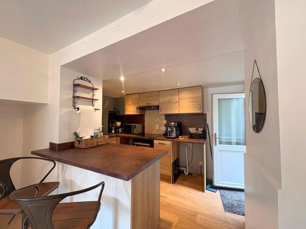 House in Swansea - View 5