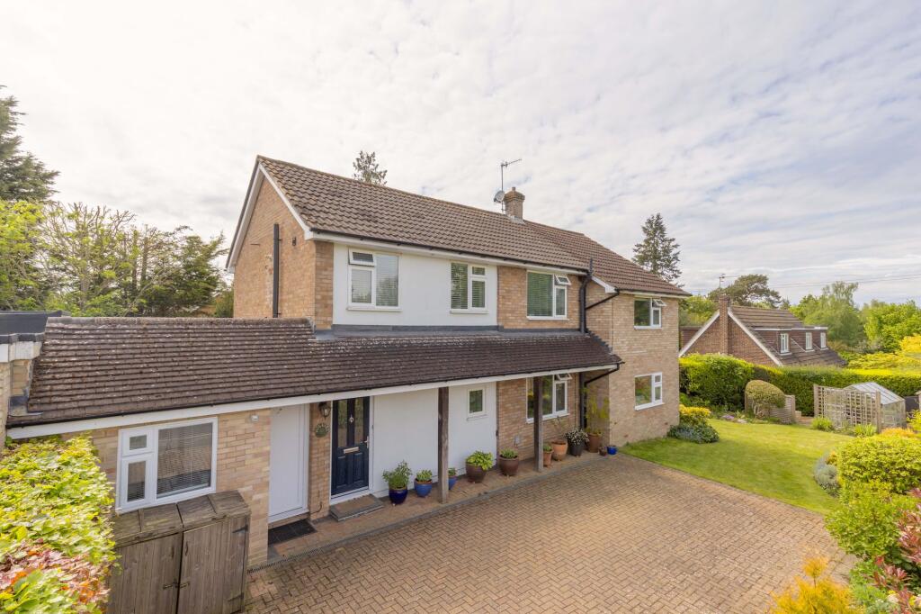 4-bed detached on Reynolds Lane, Tunbridge Wells, TN4, £900,000