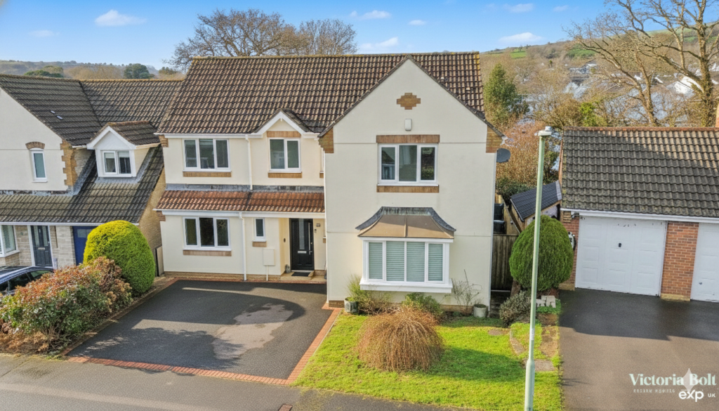 Main image of property: Waterslade Drive, Ivybridge