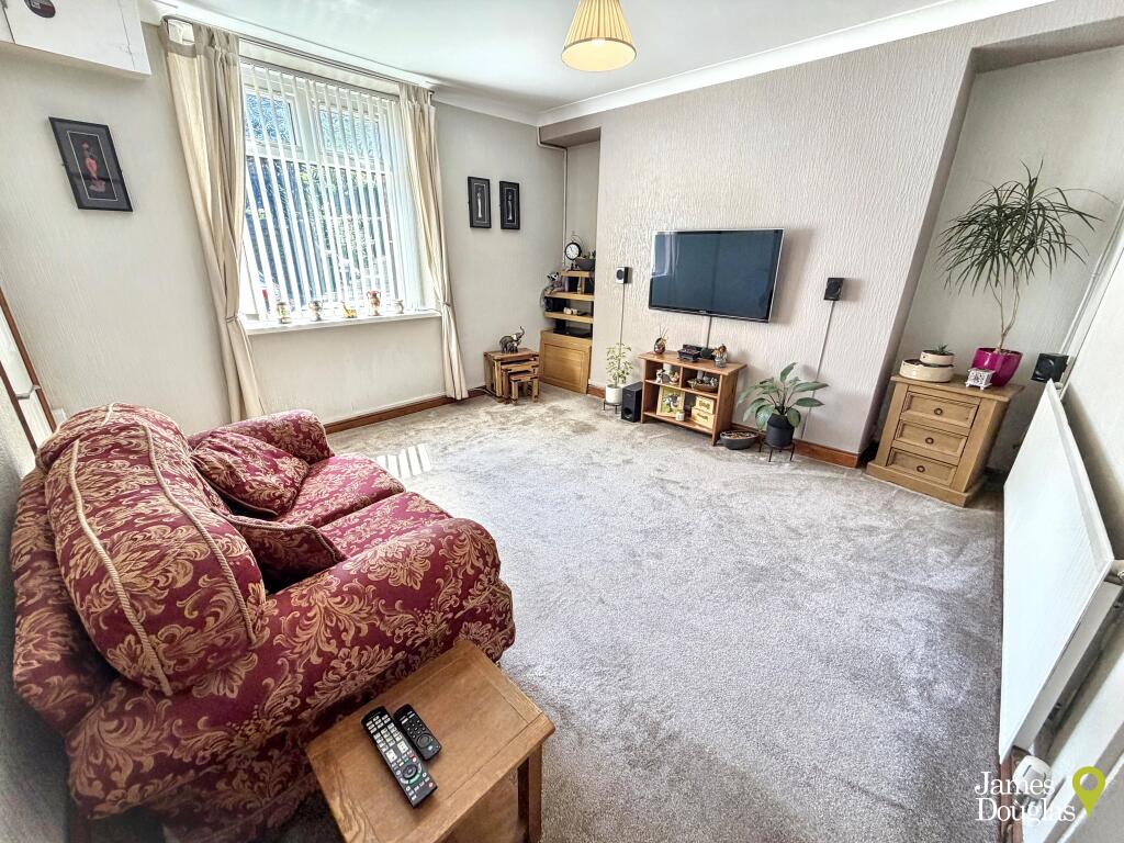 House in Pontypridd, Rhondda Cynon Taf - More
