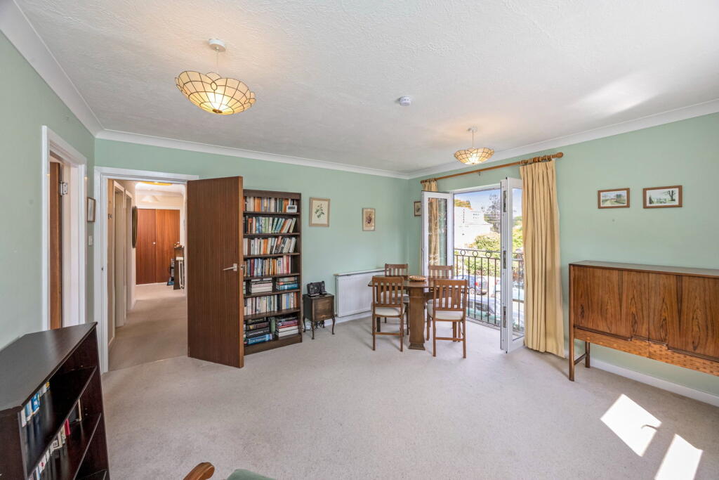 Woodsland Road, Hassocks, West Sussex, BN6 8HT photo 4