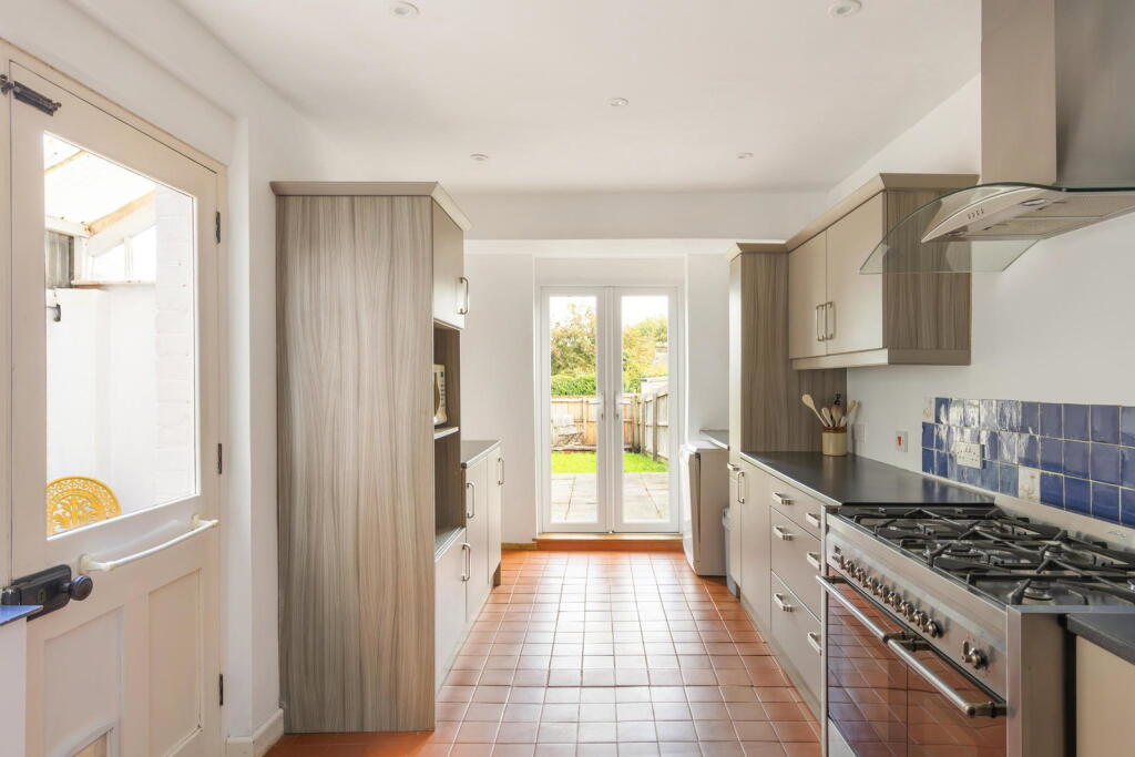House in Dorchester, Dorset - View 5