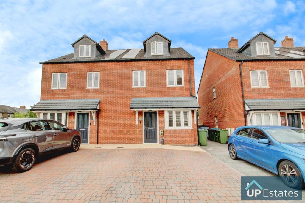 4-bed semi-detached on Shortwood Place, Wyken, Coventry, £350,000