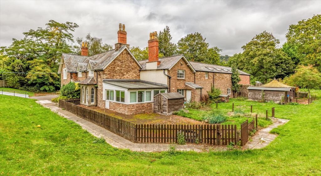 Main image of property: Dixton Lane, Dixton, Monmouth, Monmouthshire NP25
