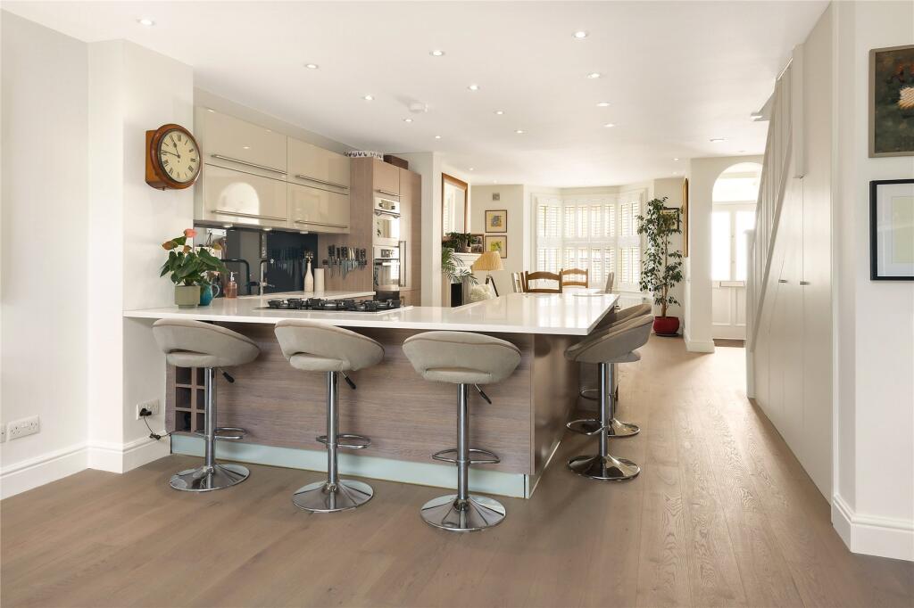 House in London, Falcon Estate, Clapham Junction - View 4
