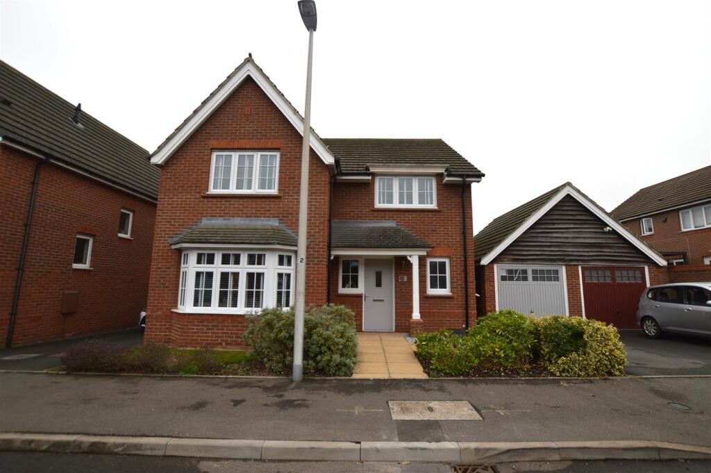 Main image of property: Sheelin Crescent, Nuneaton