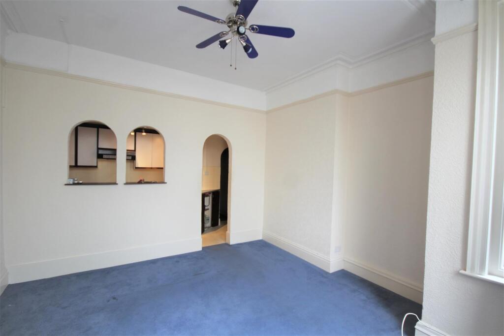 13 St Johns Road, Bournemouth – pohled 2