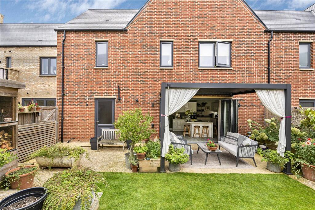 Main image of property: Collett Drive, Oxford, Oxfordshire, OX2