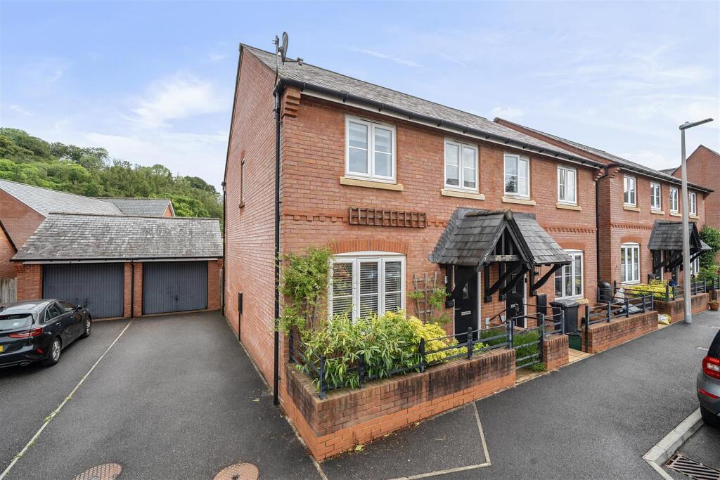 Main image of property: Nellies Wood View, Dartington, Totnes