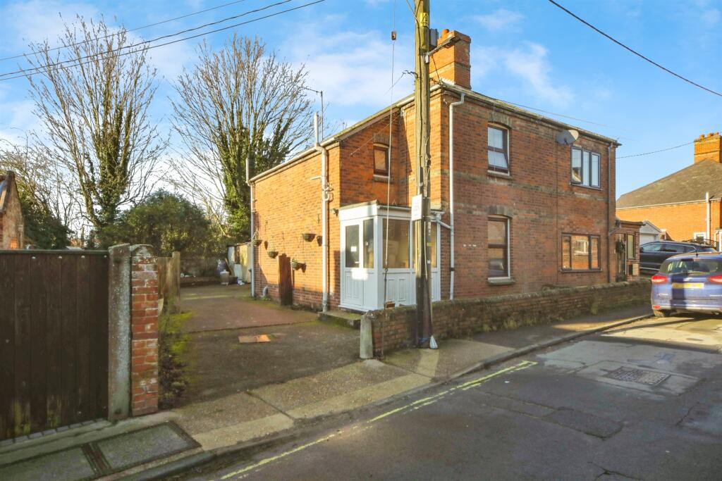 Main image of property: Dinsdale Road, Leiston