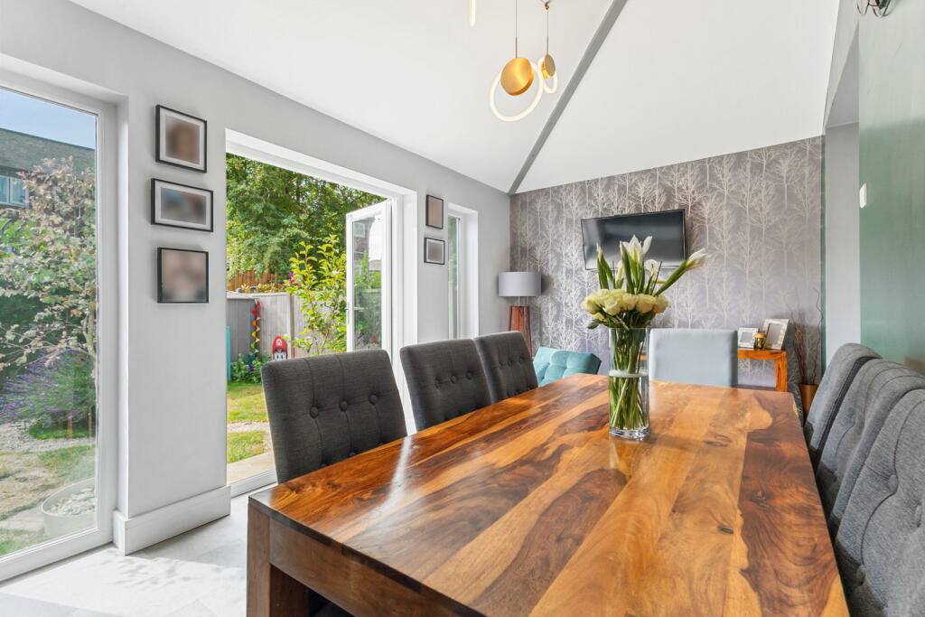 House in Wakefield, West Yorkshire - More