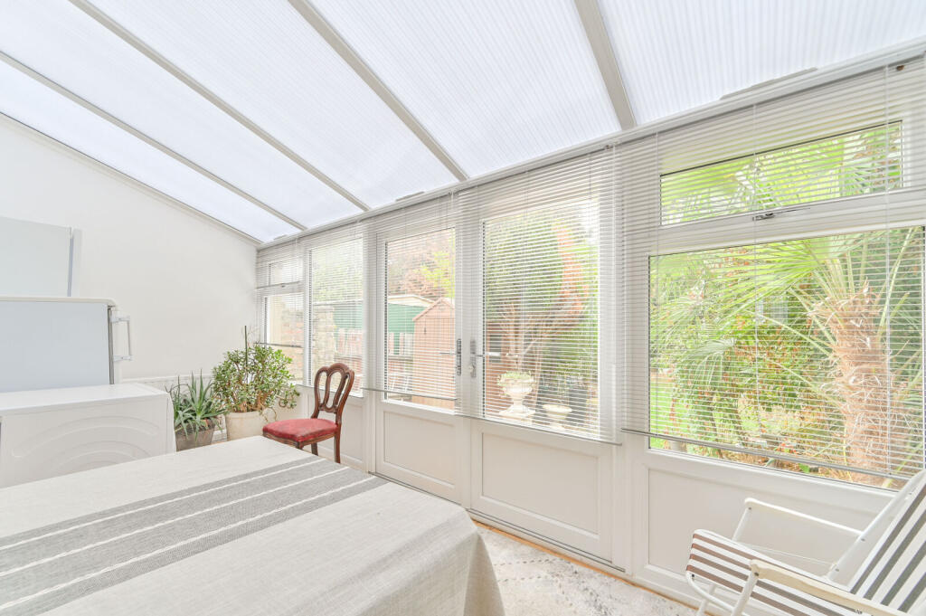 House in London - View 4