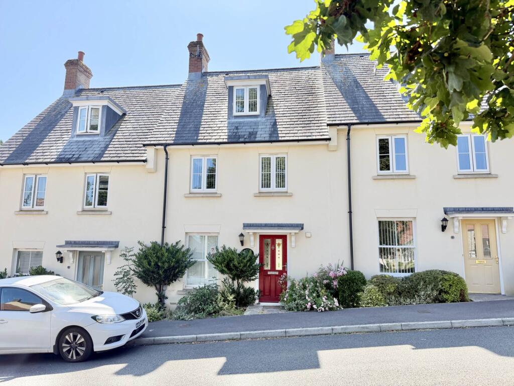 Main image of property: Hillcrest Gardens, Exmouth